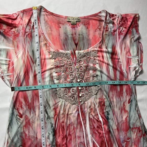 Live and Let Live Small Red/Grey Embroidered Tunic - Picture 11 of 12